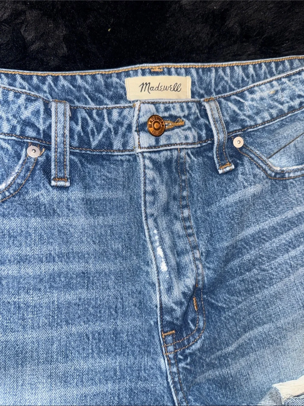 Madewell Relaxed Mid-Length Denim Shorts – Size 29